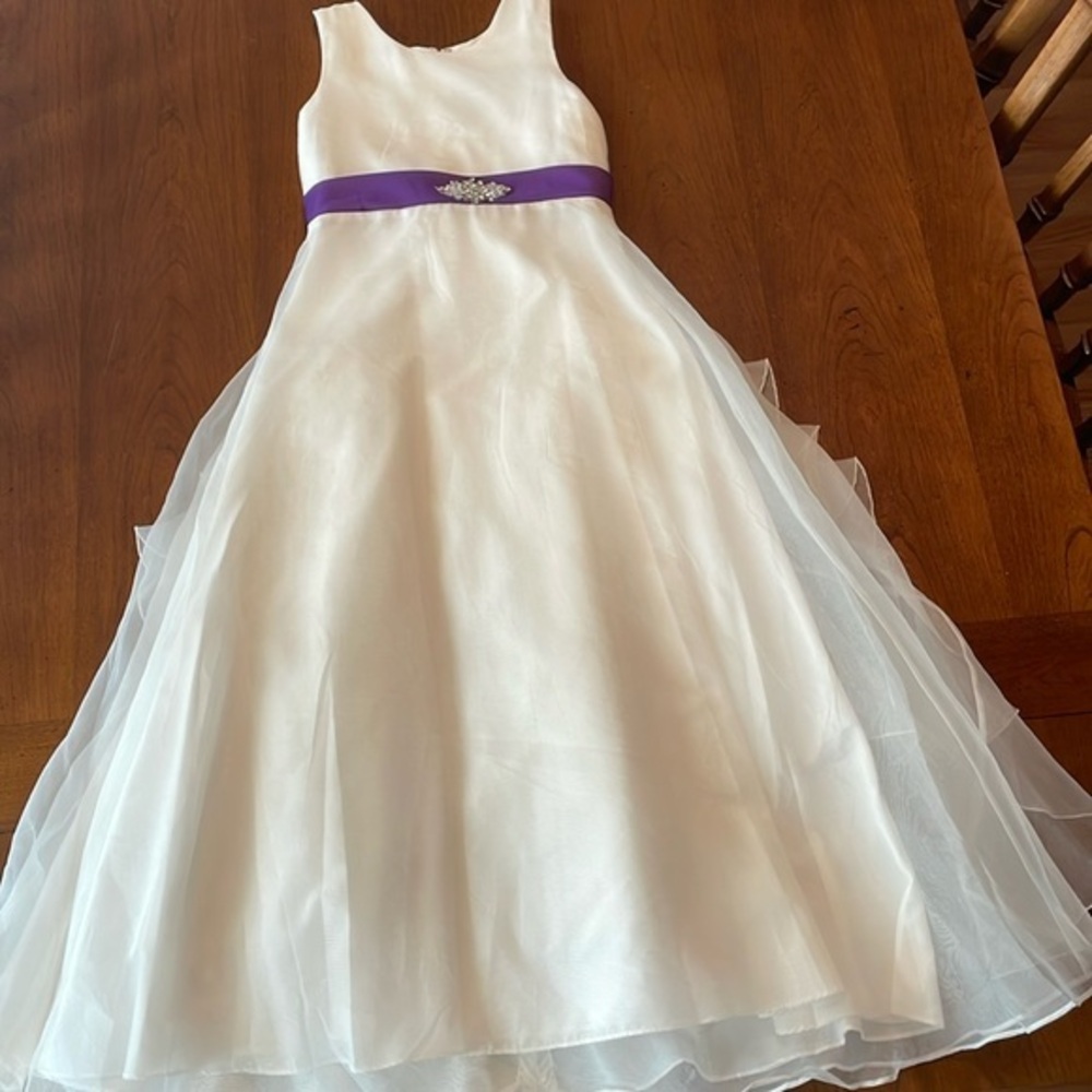 SWEET BEGINNINGS Big Girls Formal dress with free Bonnie Jean - size 7
